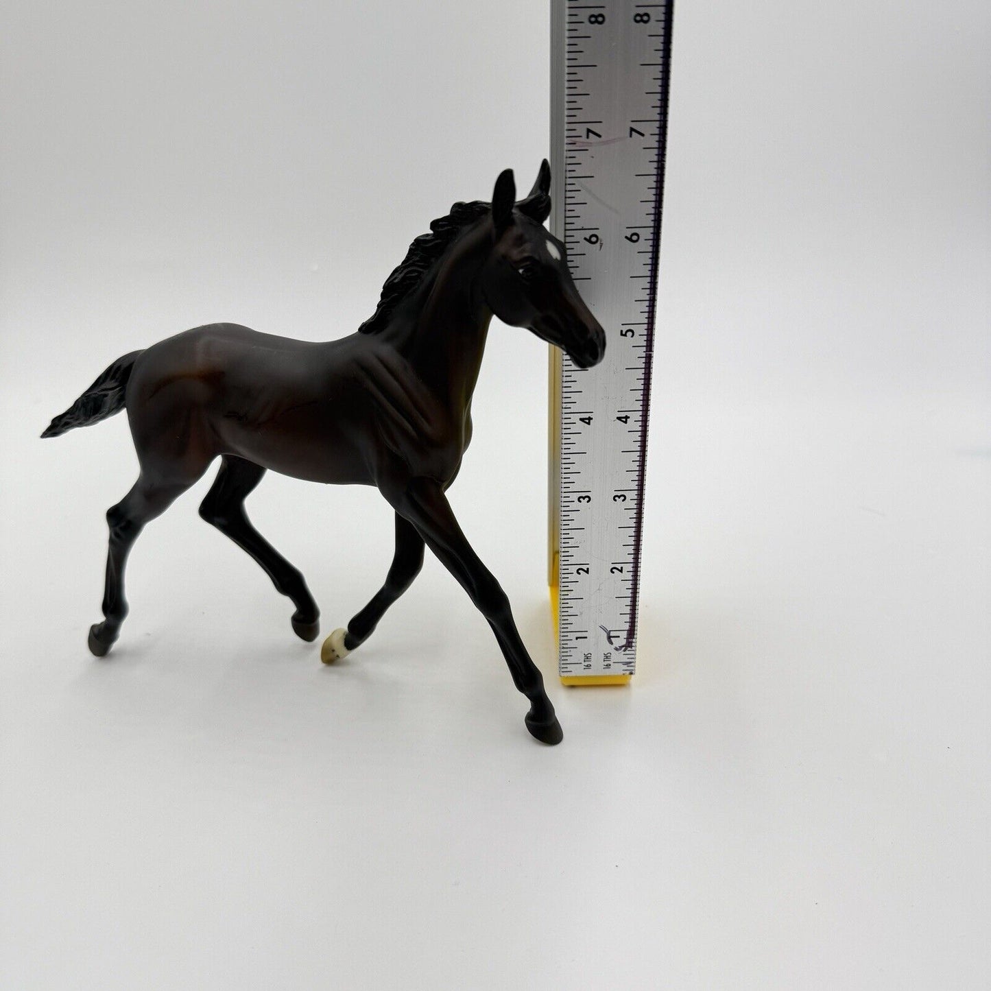 Breyer zenyatta's first colt #1940 Model Black Foal Figurine Horse