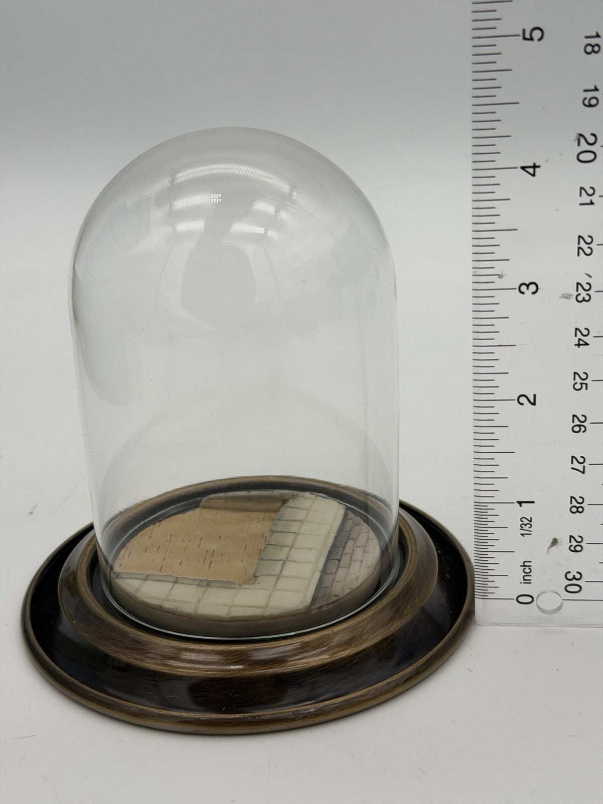 Olszewski Goebel Miniatures 953-D Glass Dome The Solitaire Display