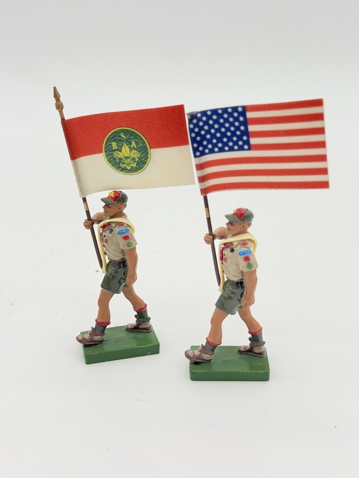 Britains Petite Ltd England Boy Scout W/flag Metal Painted Toys Figurines 3”
