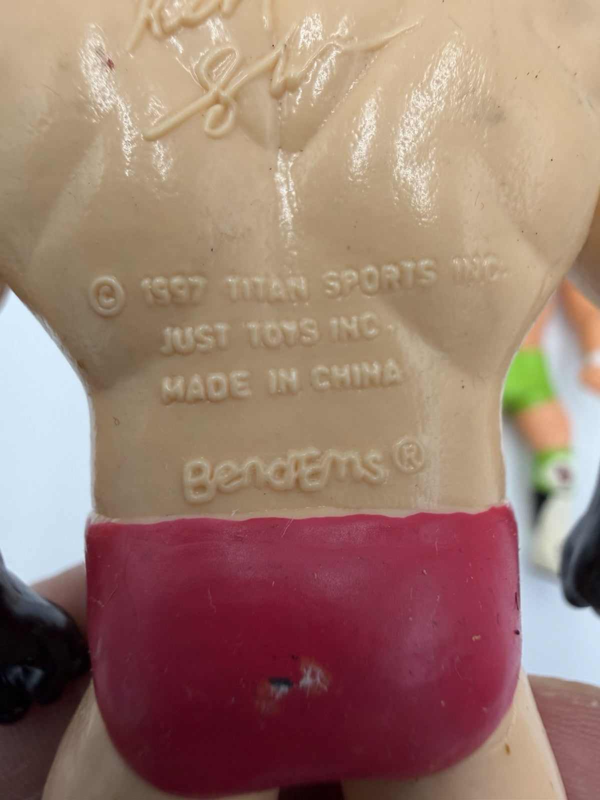 Vintage WWE Titan Sports Billy Gun & Ken Shamrock Bend-Ems action figurines