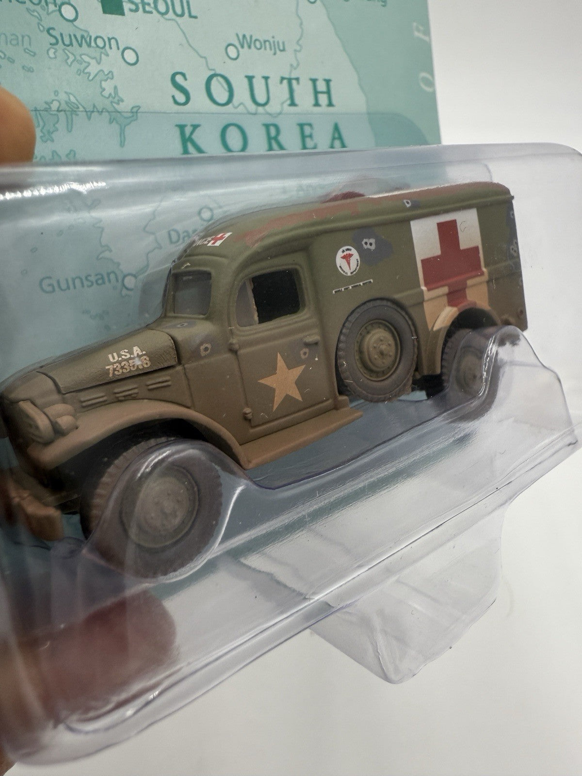 JOHNNY LIGHTNING 1/64 Dodge WC54 Ambulance KOREA 1944  Forgotten War