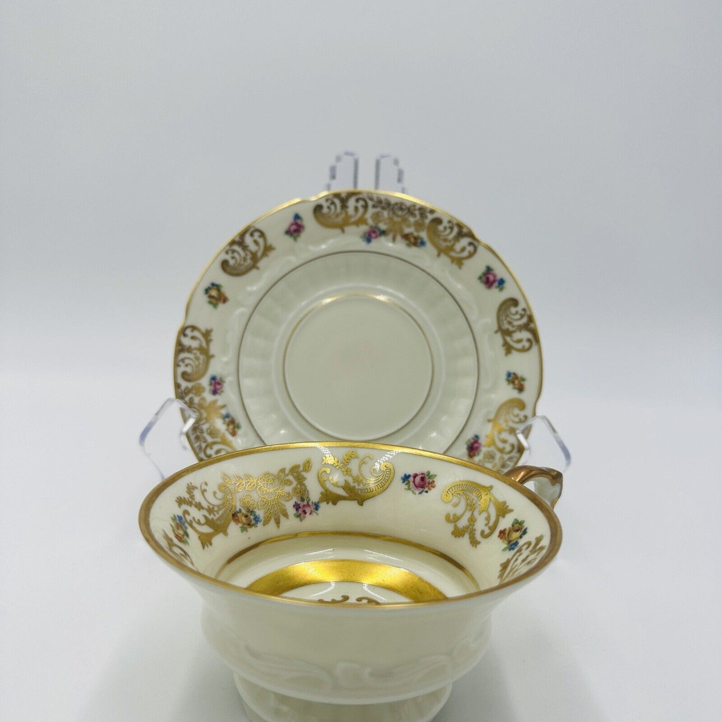 Hertel-Jacob Rehau Teacup Saucer Bavaria Porcelain 9624 Floral Gold Trim German