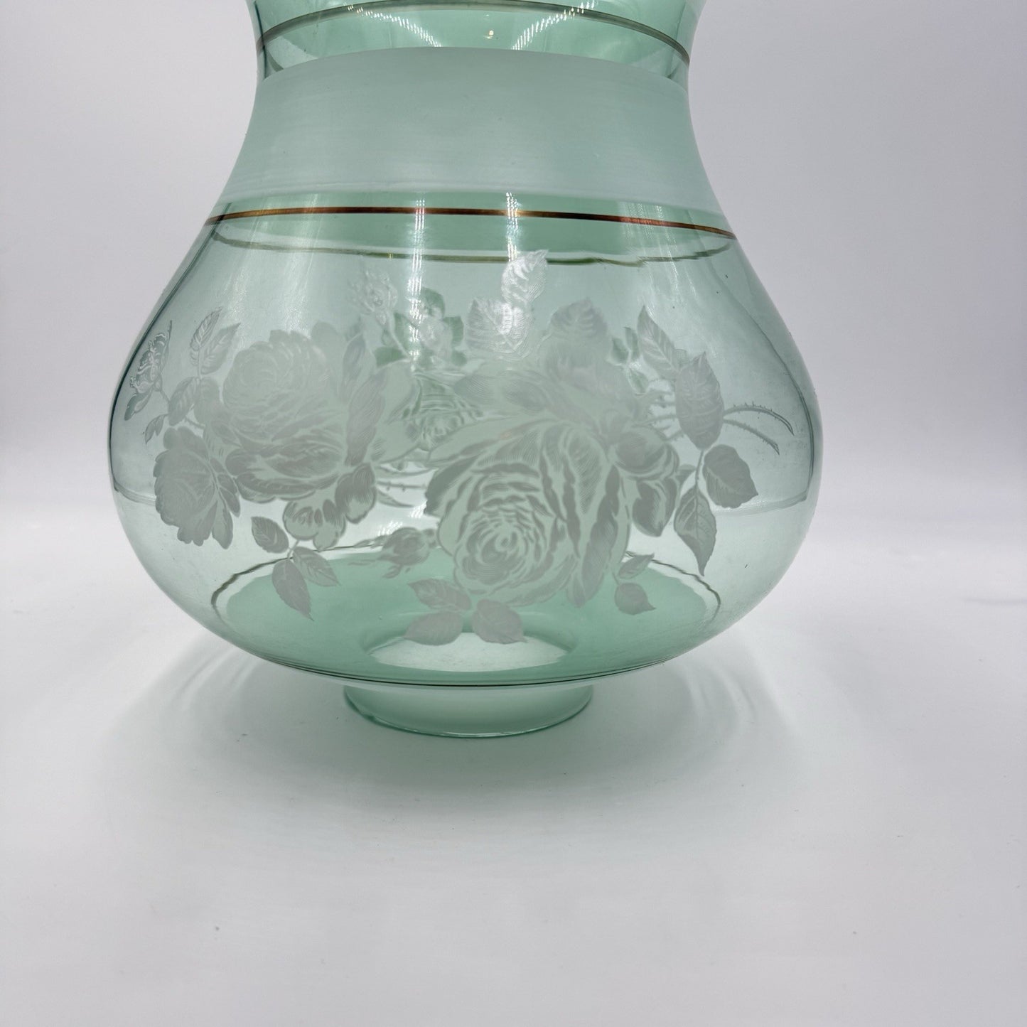 Vintage Gone With The Wind  Torschiere  Roses light Green Glass White B287 Shade