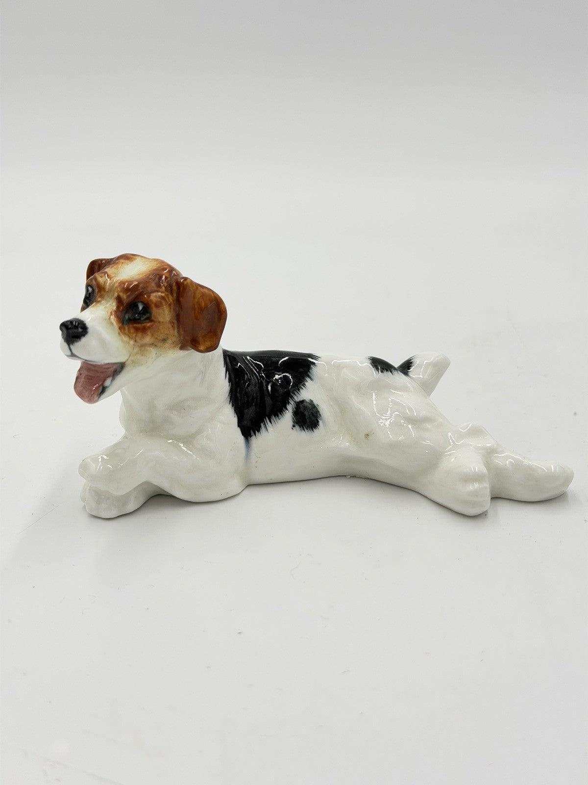 Royal Doulton Jack Russell Dog Figurine Lying Painted Model (HN1101) Figurine