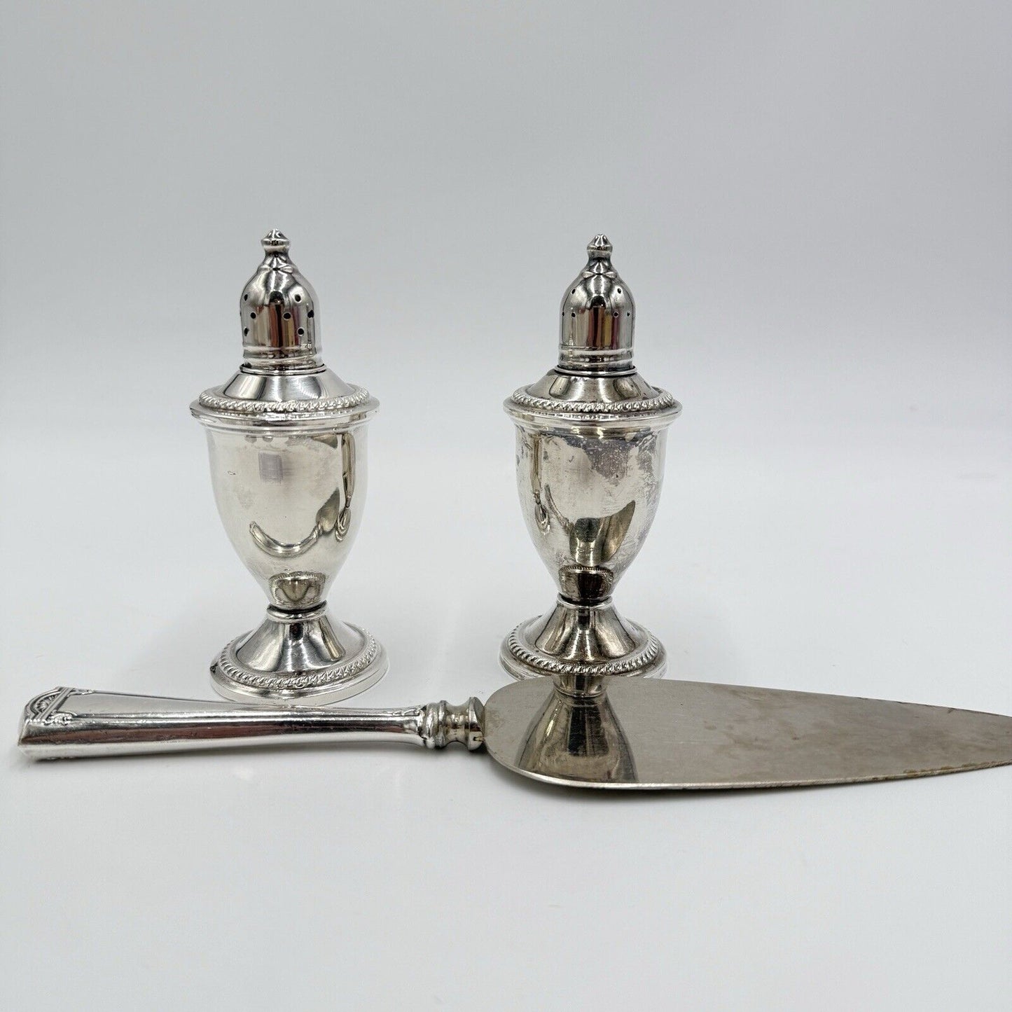 Vintage Sterling Silver Salt &Pepper Shakers Cake Server Duchin Creation Set