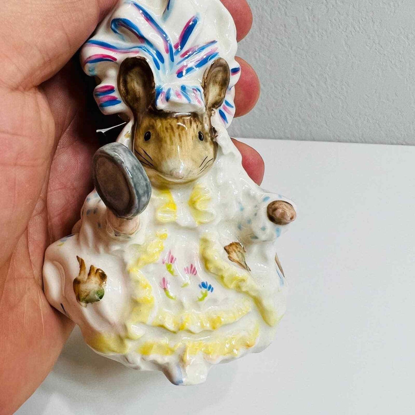 Beswick Figurine Beatrix Potter Lady Mouse Porcelain England Peter Rabbit World