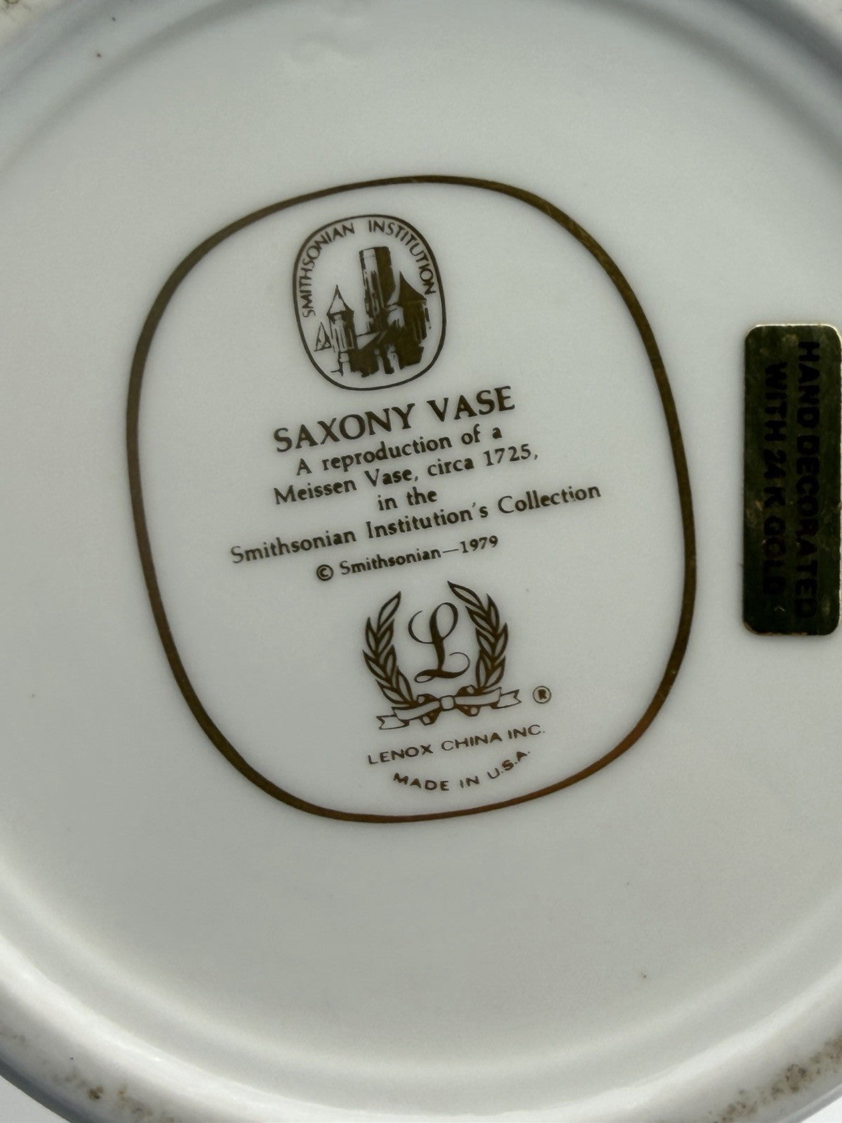 Lenox Porcelain USA SMITHSONIAN COLLECTION Saxony Vase Floral 11”H Vintage