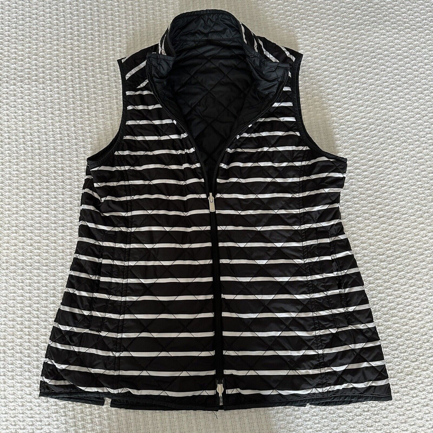 Peter Millar Women's Vest Size Medium Reversible Quilted Black White Striped