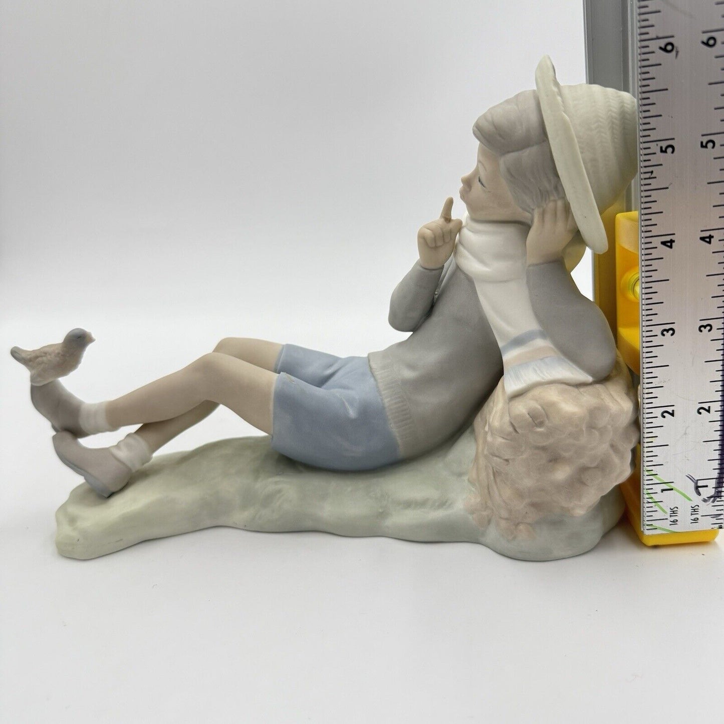 Vtg Lladro Spain Porcelain Sheppard boy with bird on foot #4730 Figurine Matte