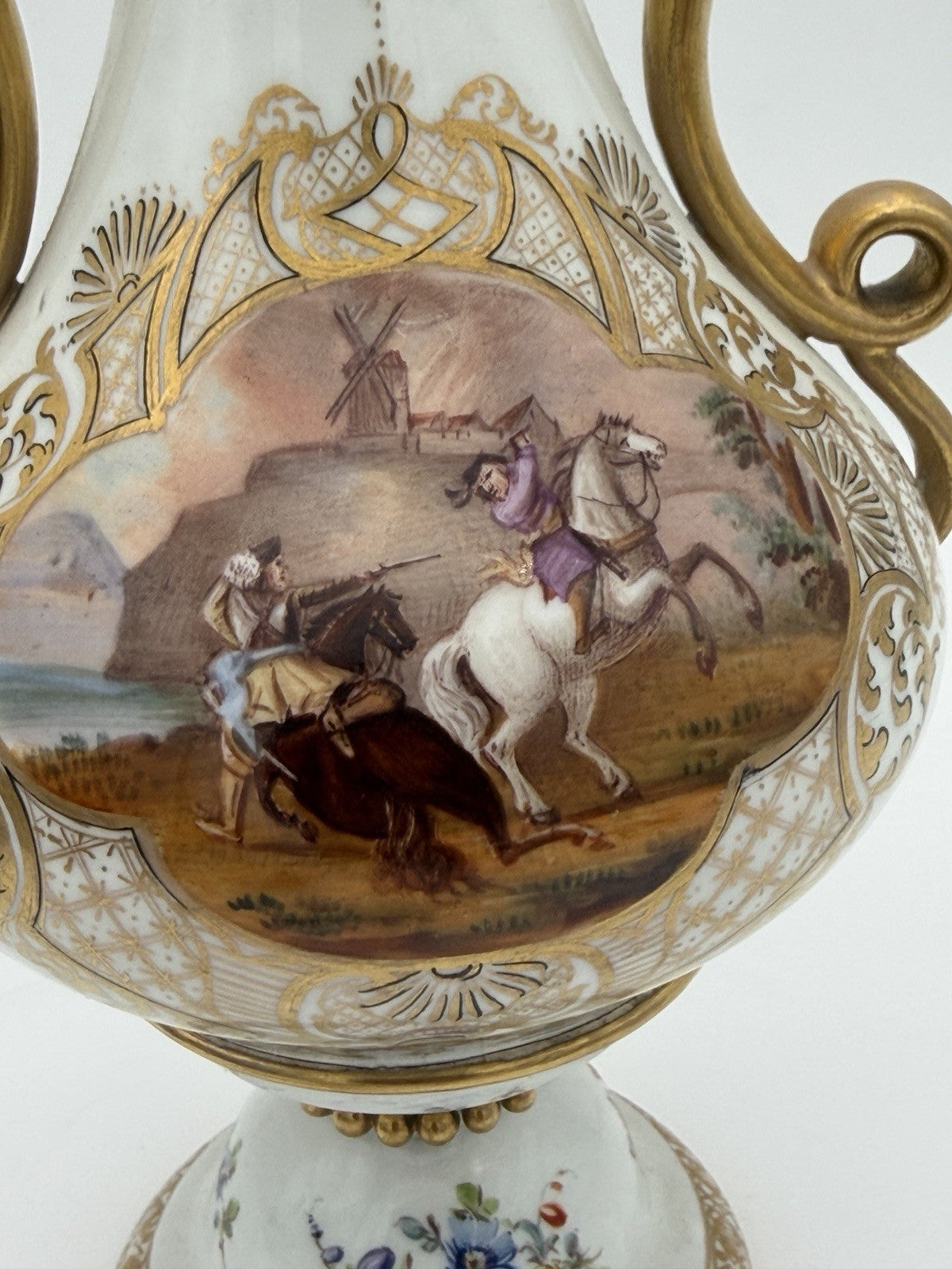 Antique Meissen Porcelain Amphora Double Handle Painted Horses Battle Vase 12”H