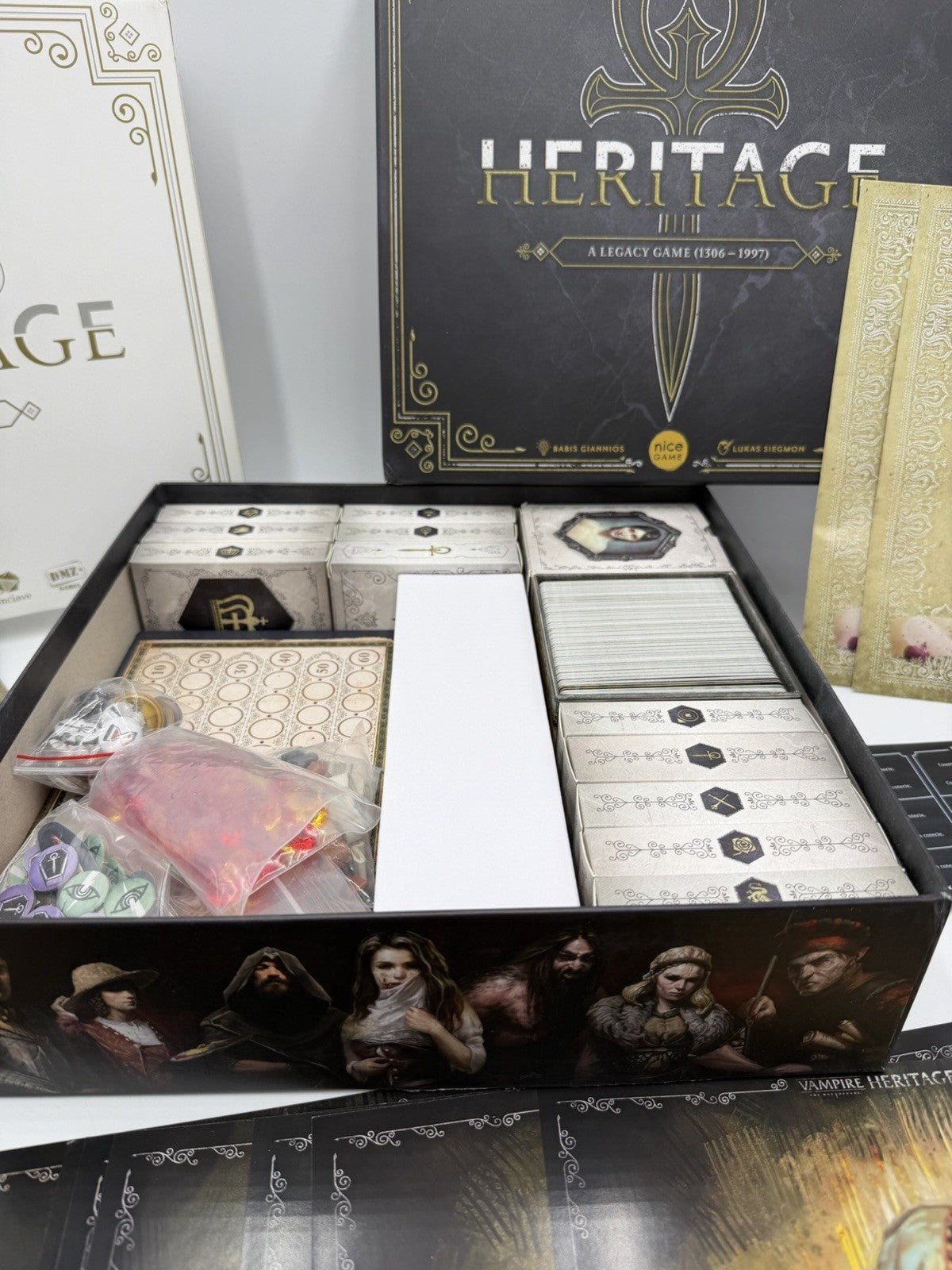 Vampire The Masquerade Heritage A Legacy Board Game 1306-1997 Used