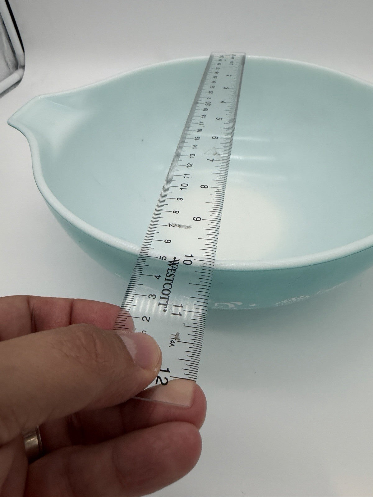 PYREX Amish Butterprint Cinderella 4 Qt Turquoise Mixing Bowl #444 Vintage Glass