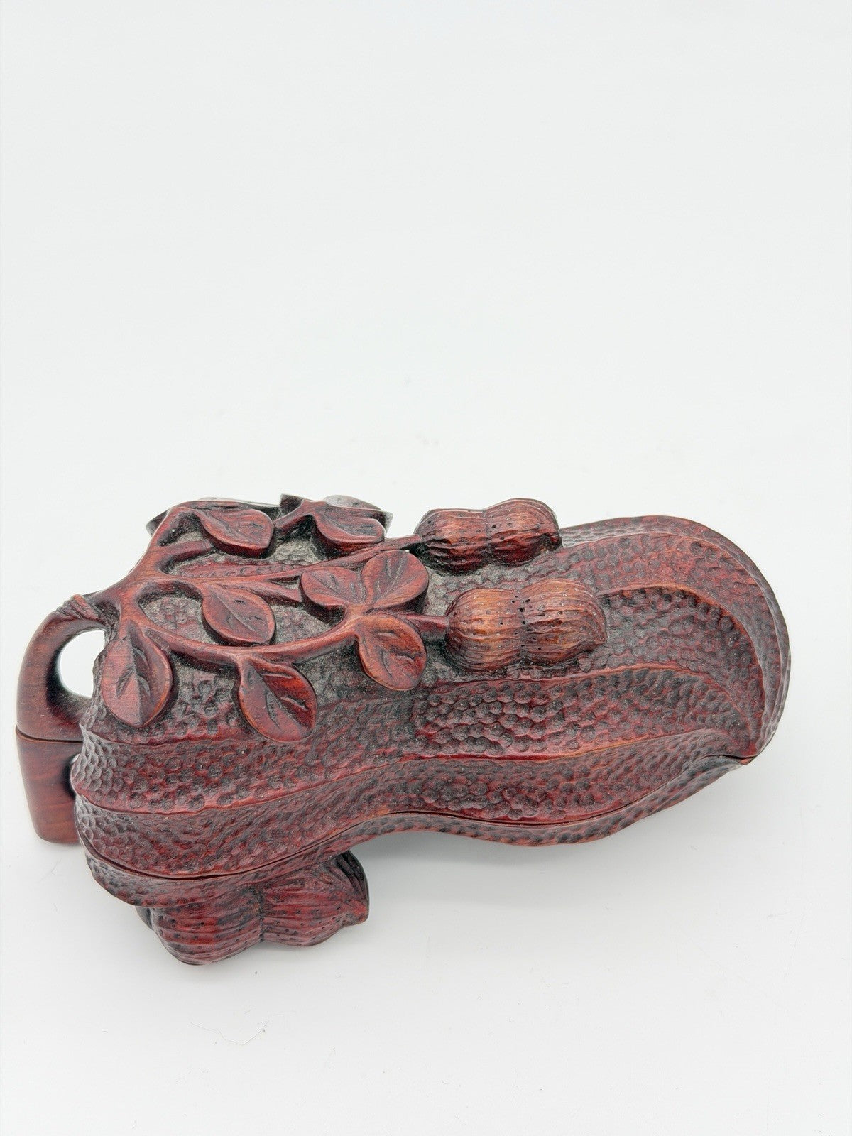 Antique Karaki Karinga Wood Carved Folk Art Peanut Shape Lidded Box Japan
