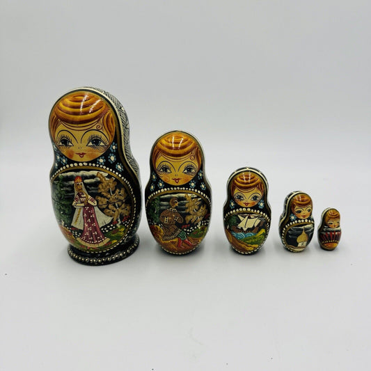 Matryoshka Nesting Doll Hand Painted  Wooden 5 Pieces Vintage