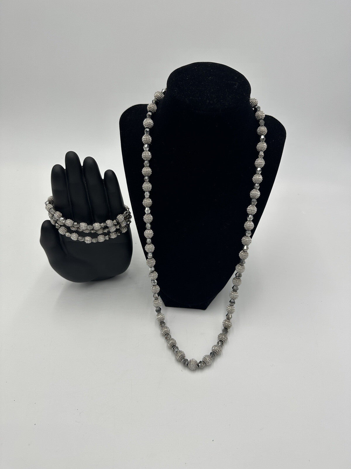 Crown Trifari Women's Jewelry Necklace And Bracelet Nubby Silver 26in Electra