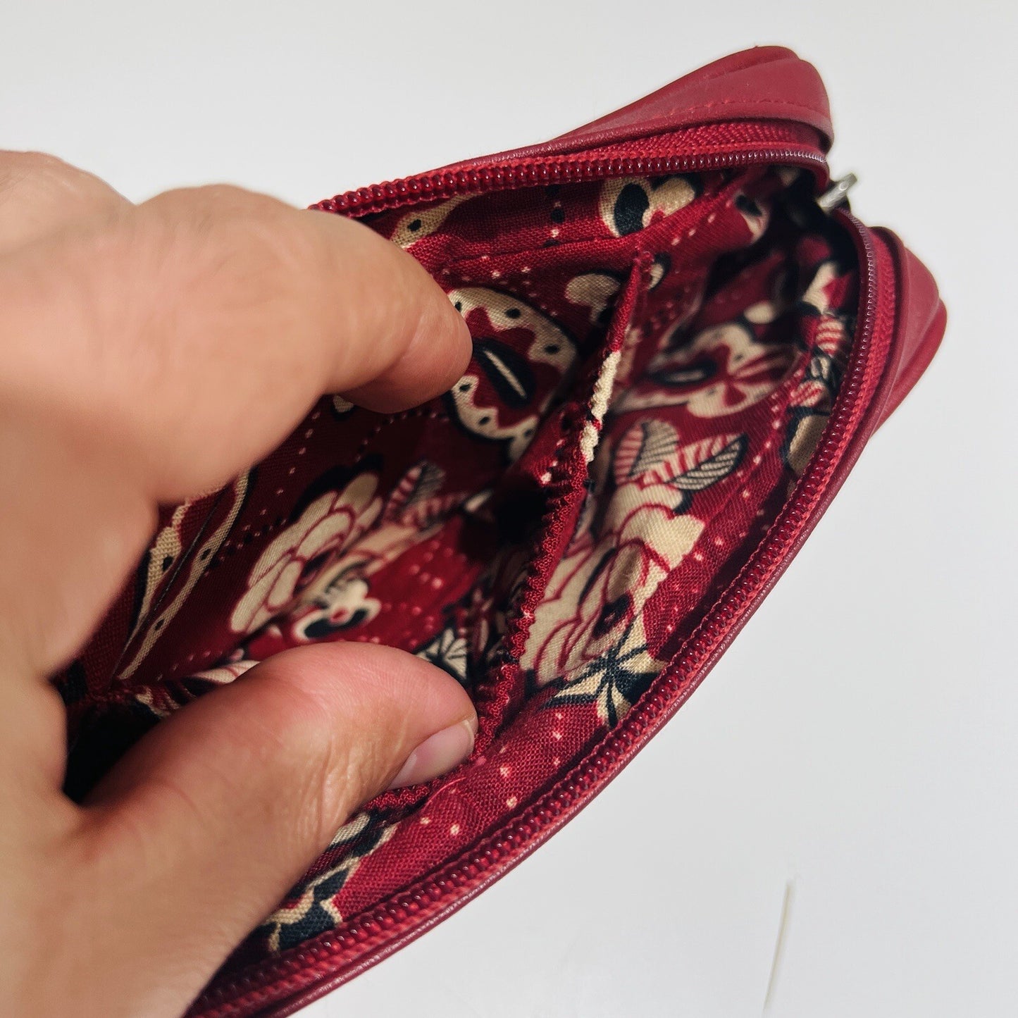 Isabella Fiore Clutch Wristlet Women's Handbag Black Red Embroidered Purse Bag