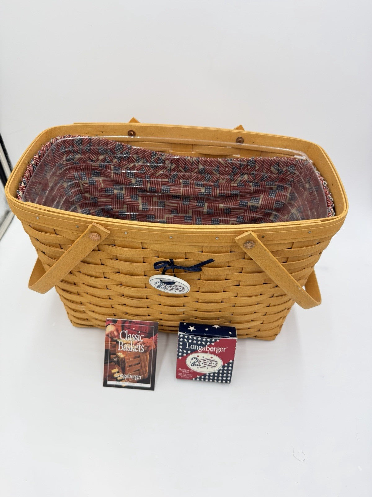 Longaberger 2001 Large American Flag Magazine Basket Protector Linen