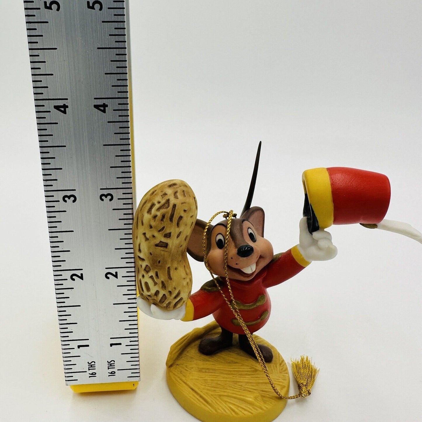 WDCC Timothy Mouse Ornament Figurine Offering Friendship 1998 Vintage