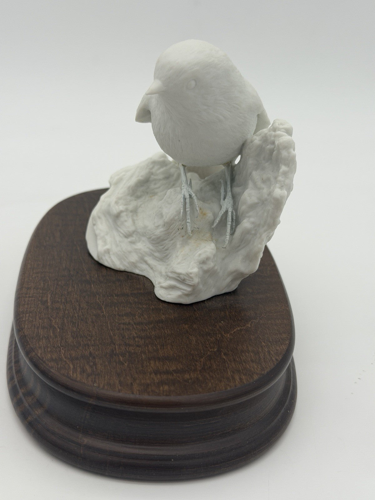 Rare R.K. Searles Porcelain White Bisque Bird Figurine On Wood Base 1980 Signed