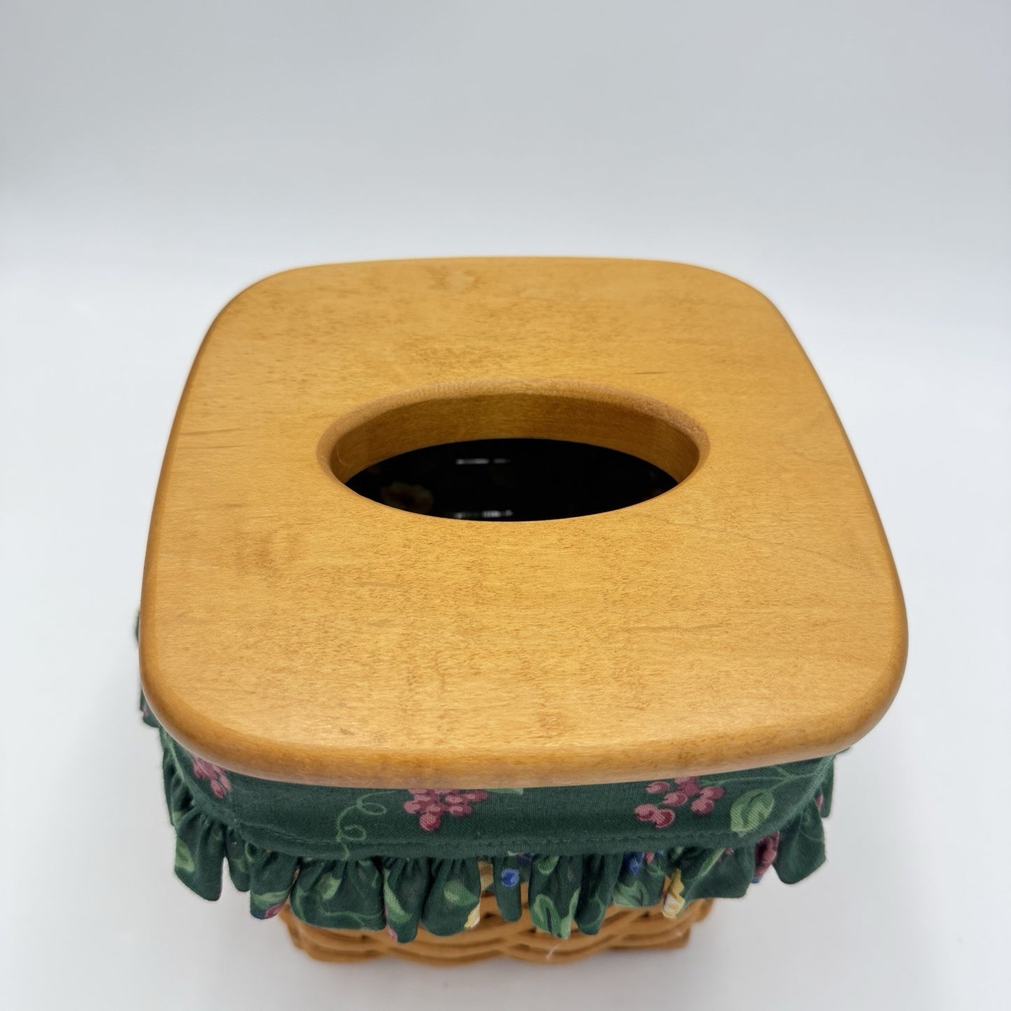 Longaberger Vintage 1996 Kleenex Basket Square W/Lid & Sturdy Fabric Liner