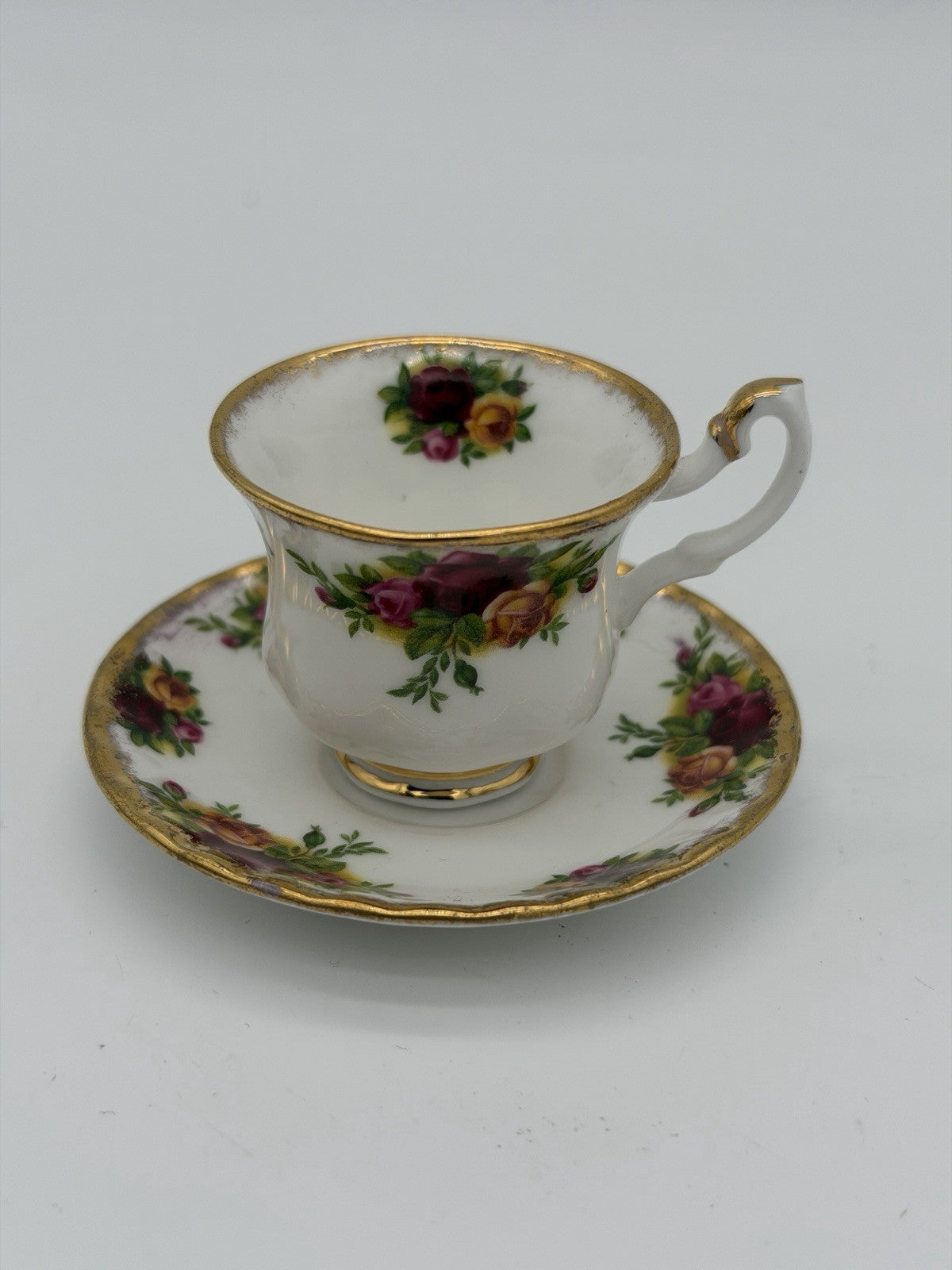 Vtg Royal Albert England Old Country Roses  Miniature Teacup & Saucer 2”H