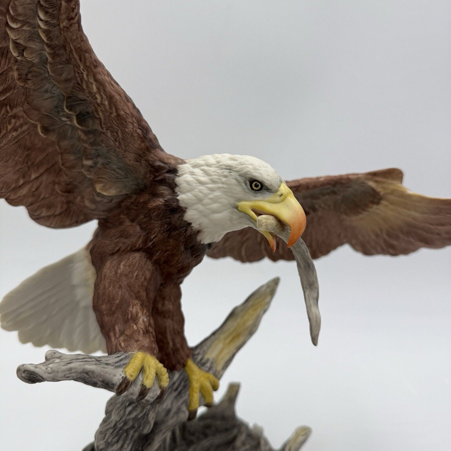 Boehm Porcelain Sculpture NEW GENERATION EAGLE Limited Edition # 156 Large 15”