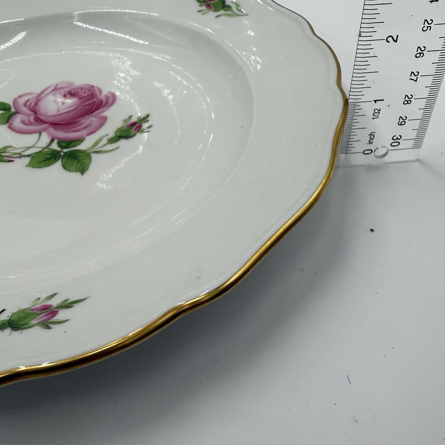 Meissen Porcelain Germany Pink Roses Deep Dinner Plates 9.5”x1” Circa 1920