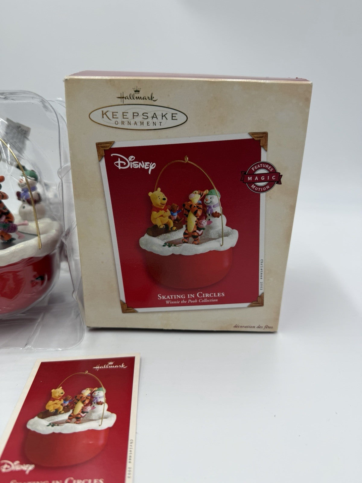 Hallmark Keepsake Magic Motion 2002 Winnie The Pooh Skating In Circles New