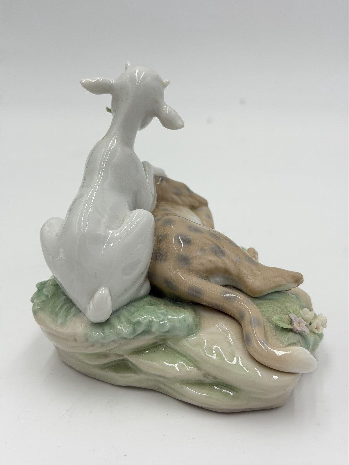 Lladro Spain Porcelain Kingdom of Peace Leopard & Lamb Figurine Vintage # 6926