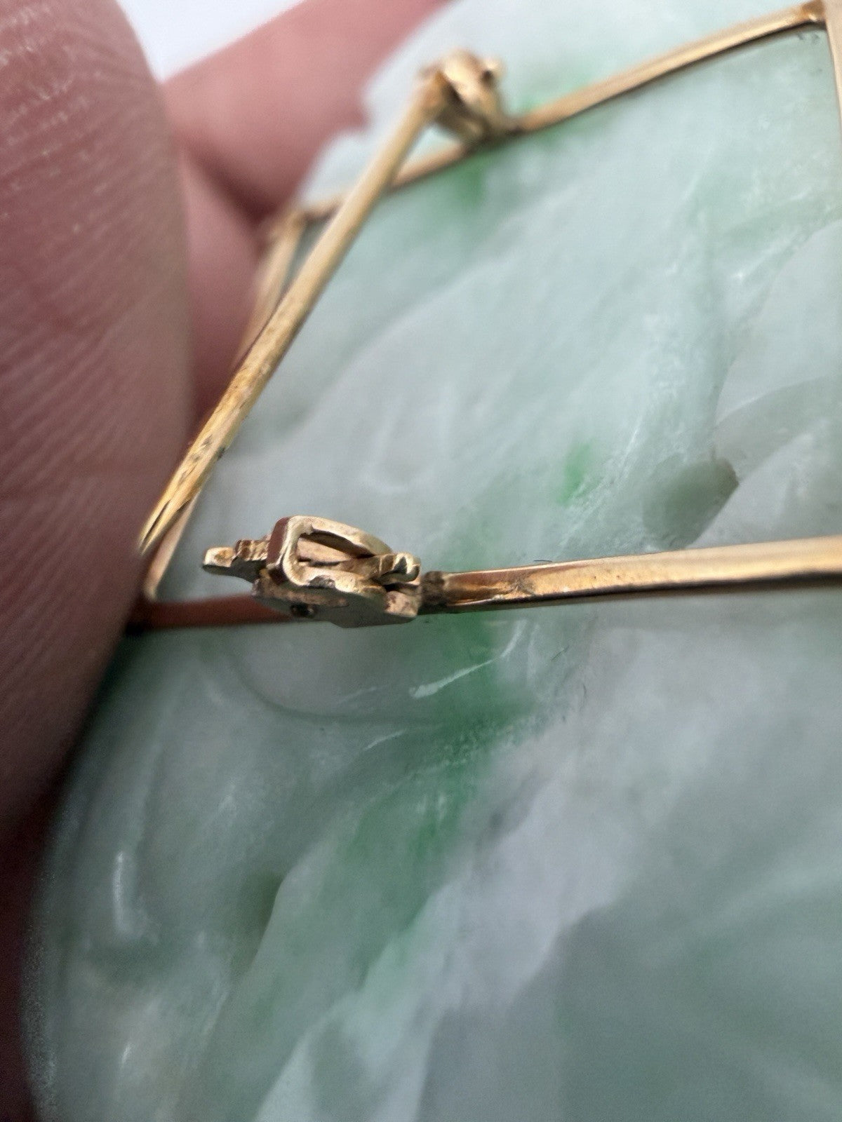 Antique Chinese 14K Yellow Gold Jadeite Jade Pin Brooch Natural Jade