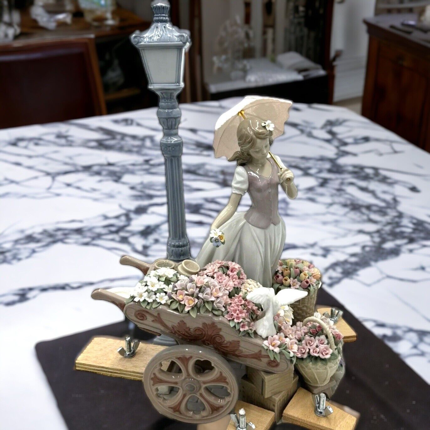 Lladro Sculpture Flowers For Everyone 15in Girl Parasol Boxed Large Lladró Spain