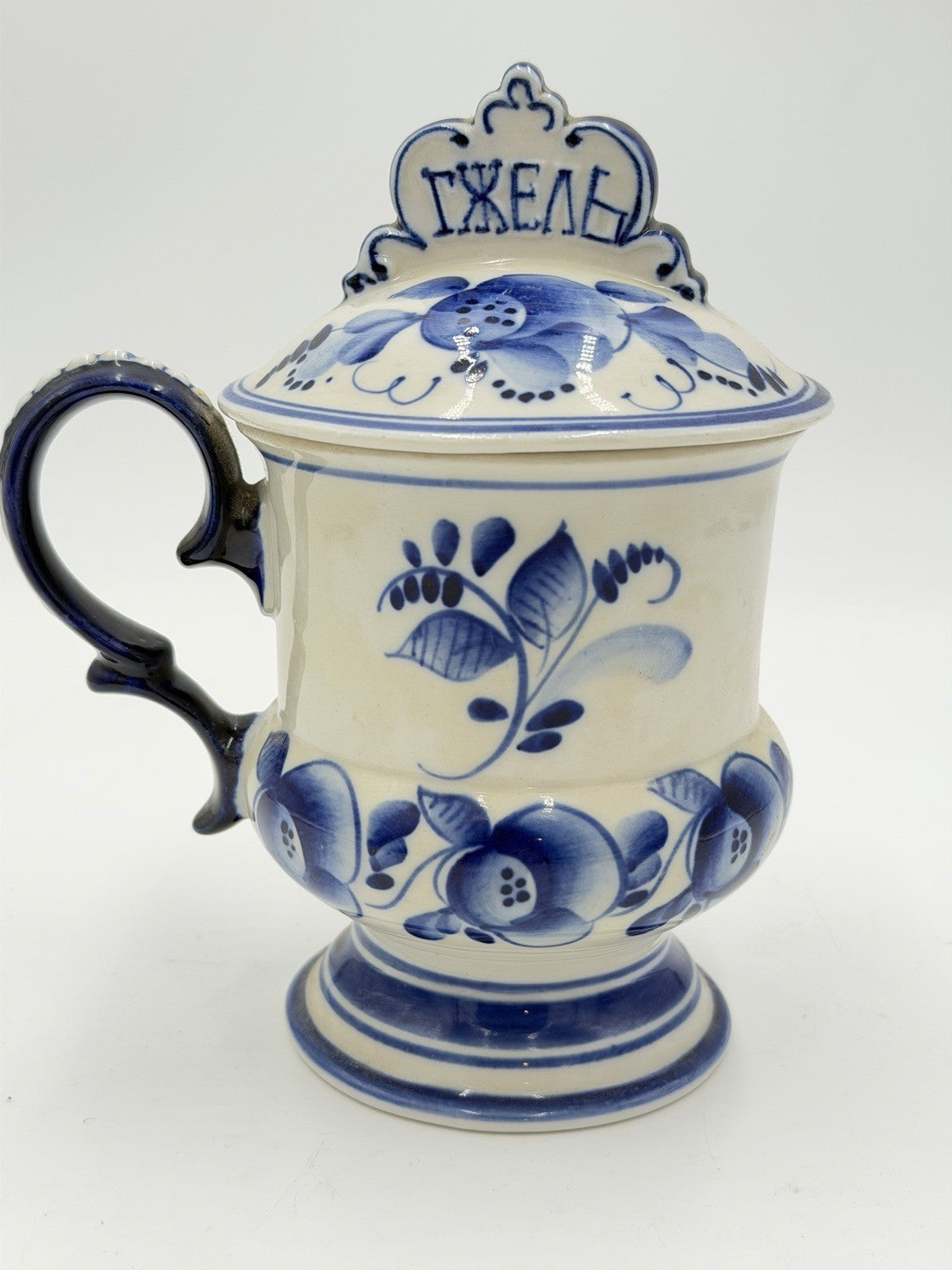 Gzhel Porcelain Russia Duggar Bowl White/blue Floral Pattern W/lid Vintage