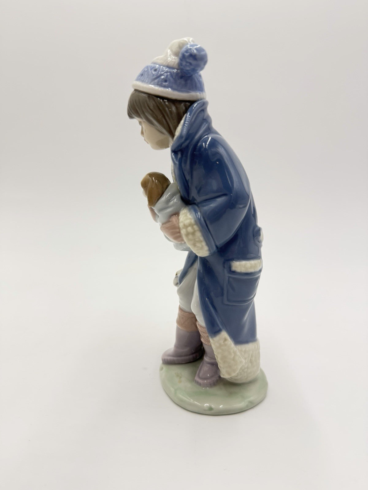 LLADRO Spain Porcelain Friday’s Child Figurine Retired #6019 Boy Puppies Dogs