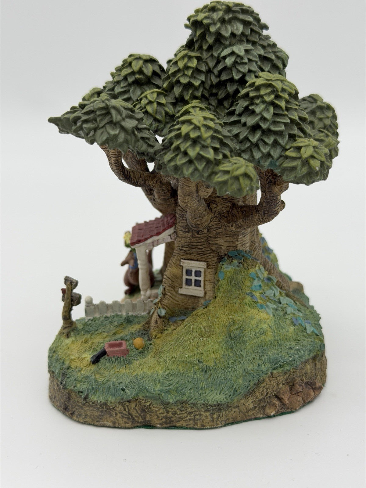 Danbury Mint At Home In Hundred Acre Wood  Kanga & Roo's House Disney Figurine