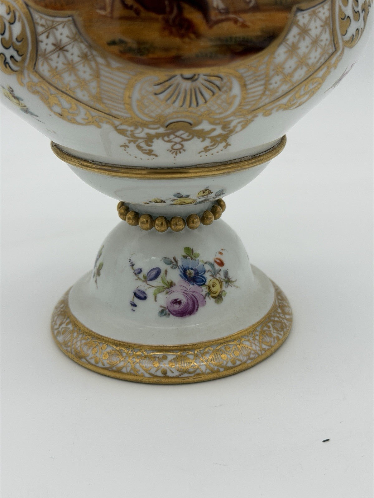 Antique Meissen Porcelain Amphora Double Handle Painted Horses Battle Vase 12”H