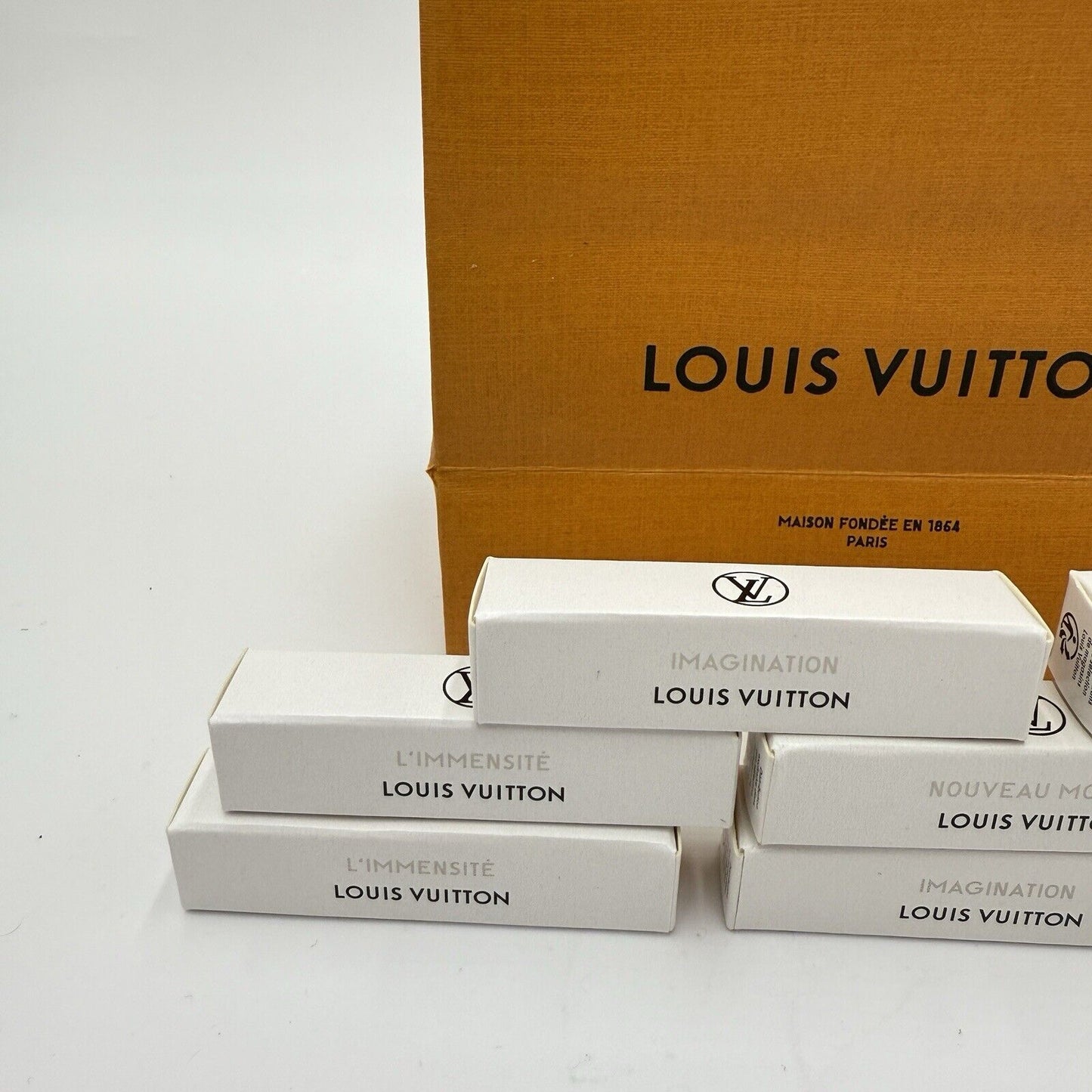 Louis Vuitton Perfume Samples Eau de Partum 2ml 0.06 FL. OZ 8 Samples Lovers Bag