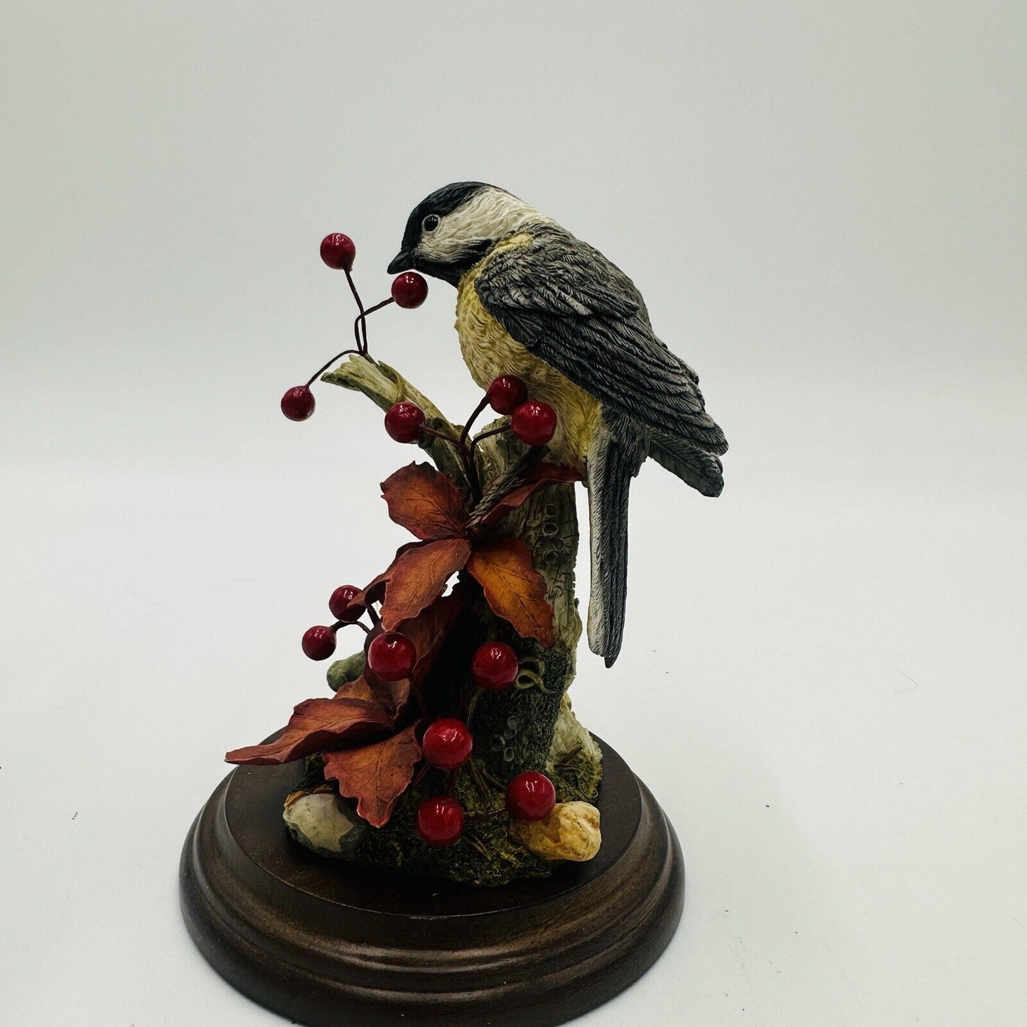 Country Artists Chickadee W Berries Figurine Signed Hand Painted 01700 B Capped