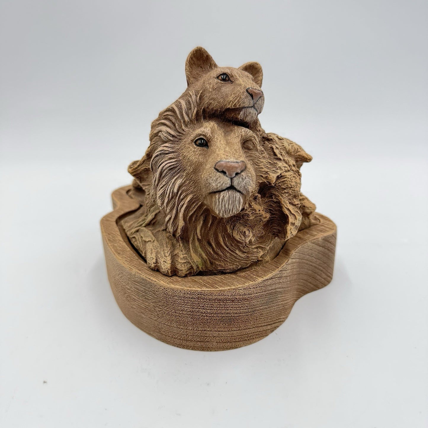 RICK CAIN Pride Limited Edition 630/2000 Sculpture Signed Trinket Box Lions