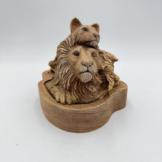 RICK CAIN Pride Limited Edition 630/2000 Sculpture Signed Trinket Box Lions