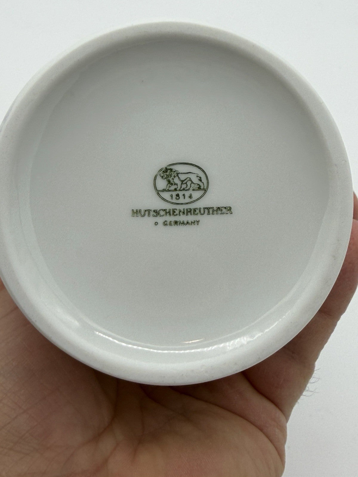 Hutschenreuther Porcelain Germany 1960 White Bisque Vase Feather Leaf embossed