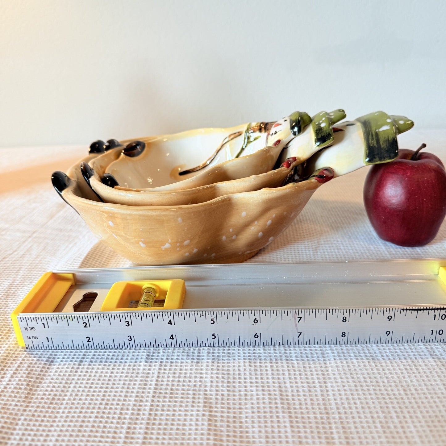 Dario Farrucci Serving Bowl Hand Painted 9" Snowman Family 3 Nesting Holiday Dec