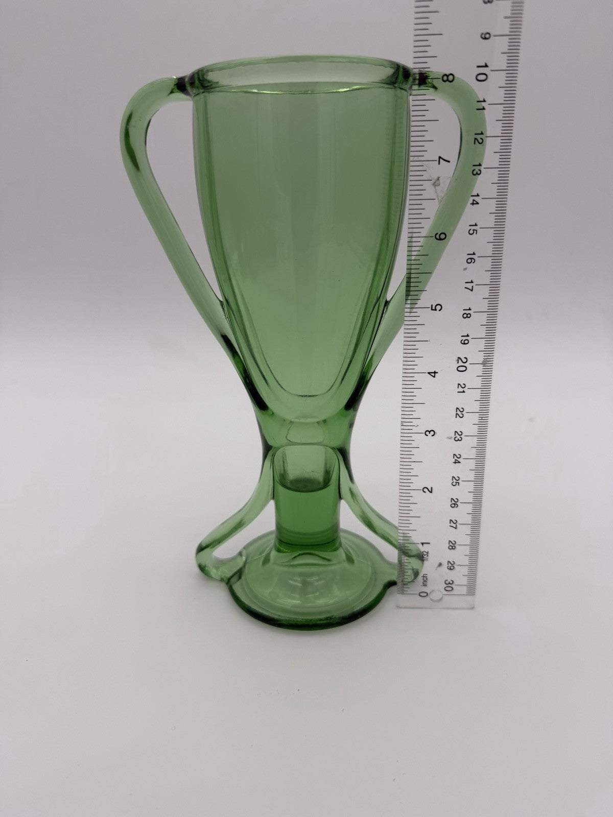 Fostoria Art Glass TUT Green Uranium Trophy Double Handle Flower VASE 8” Flawed)