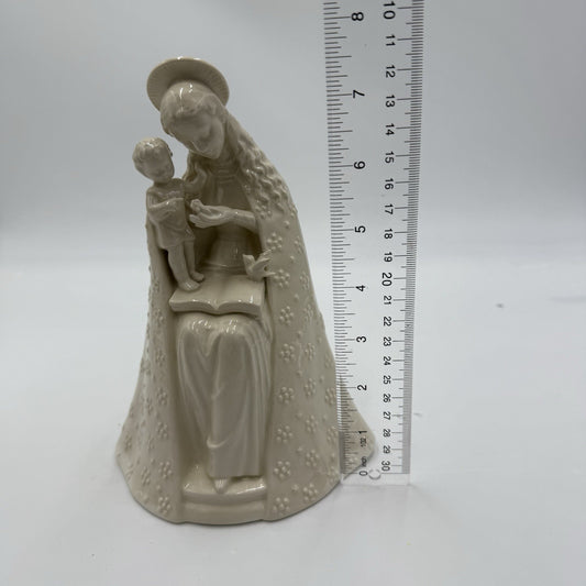 Vintage Hummel Figurine Flower Madonna & Child  Full Bee Porcelain Goebel 10/1