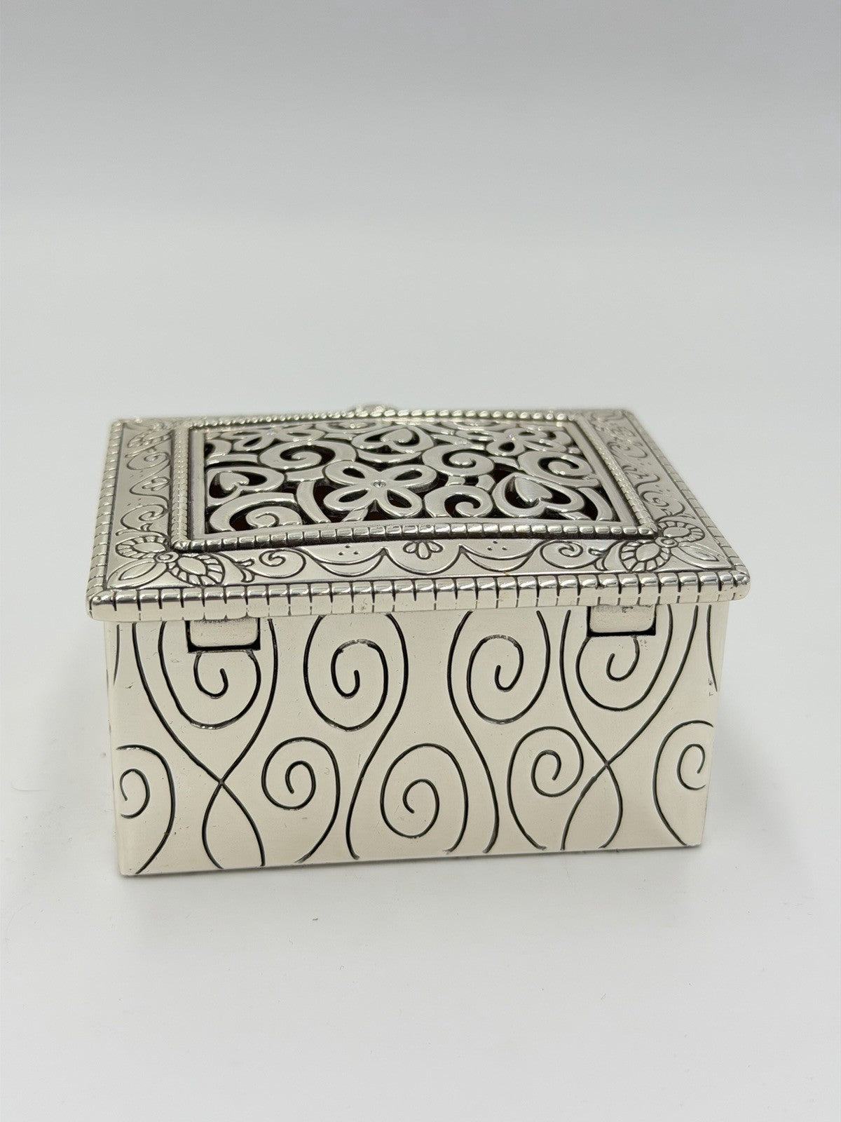 Brighton Lacie Daisy Silver Metal Jewelry Box with Pearl Dangle Enameled Inside