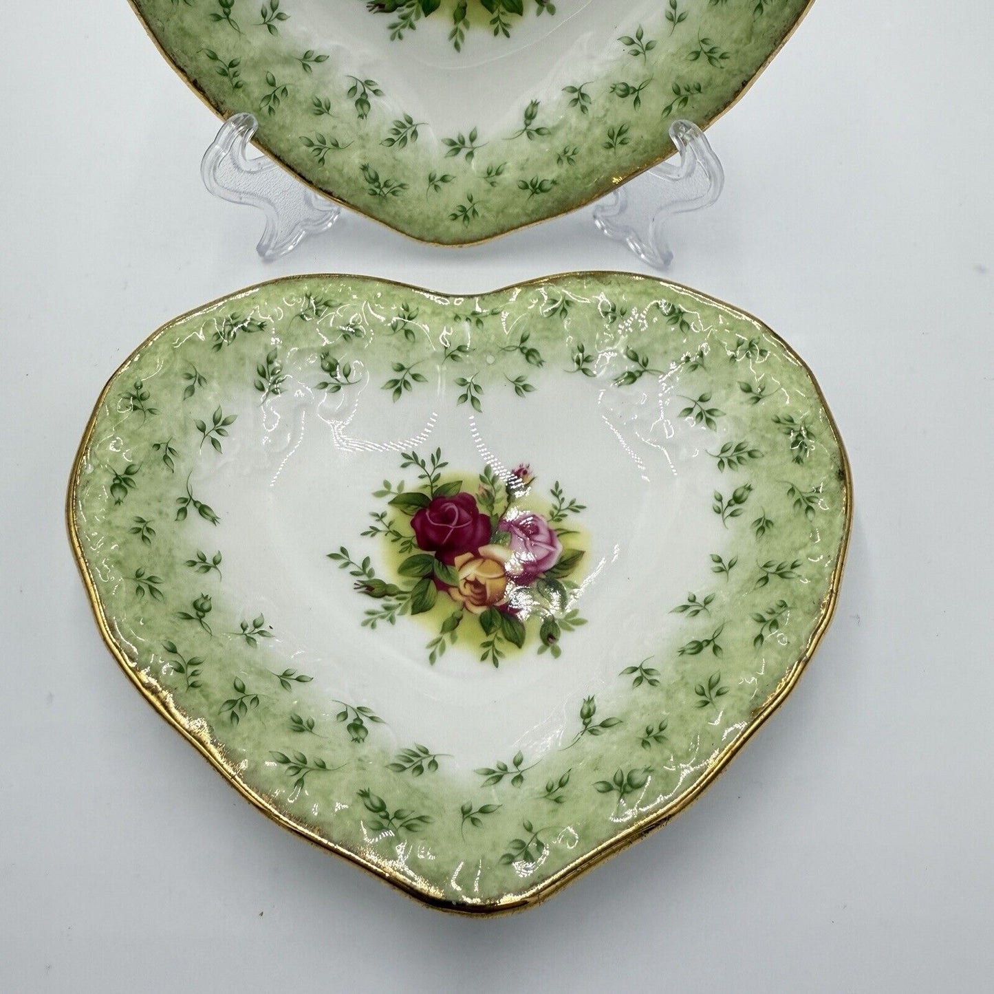 Royal Albert Old Country Roses Green rim Heart Shaped Porcelain Trinkets Set 2