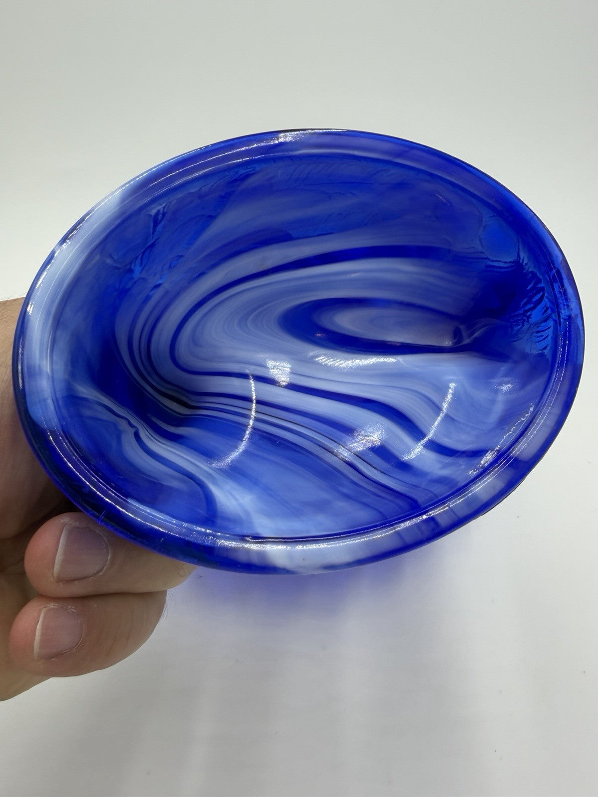 Mosser Art Glass Swirl Hen On Nest 6.5" Cobalt Blue & White Slag Covered Dish