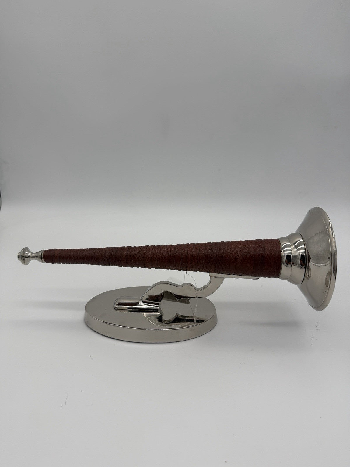 Bombay.co Silver Toned Art Deco Horn-shaped torch-style wall mount candle Holder