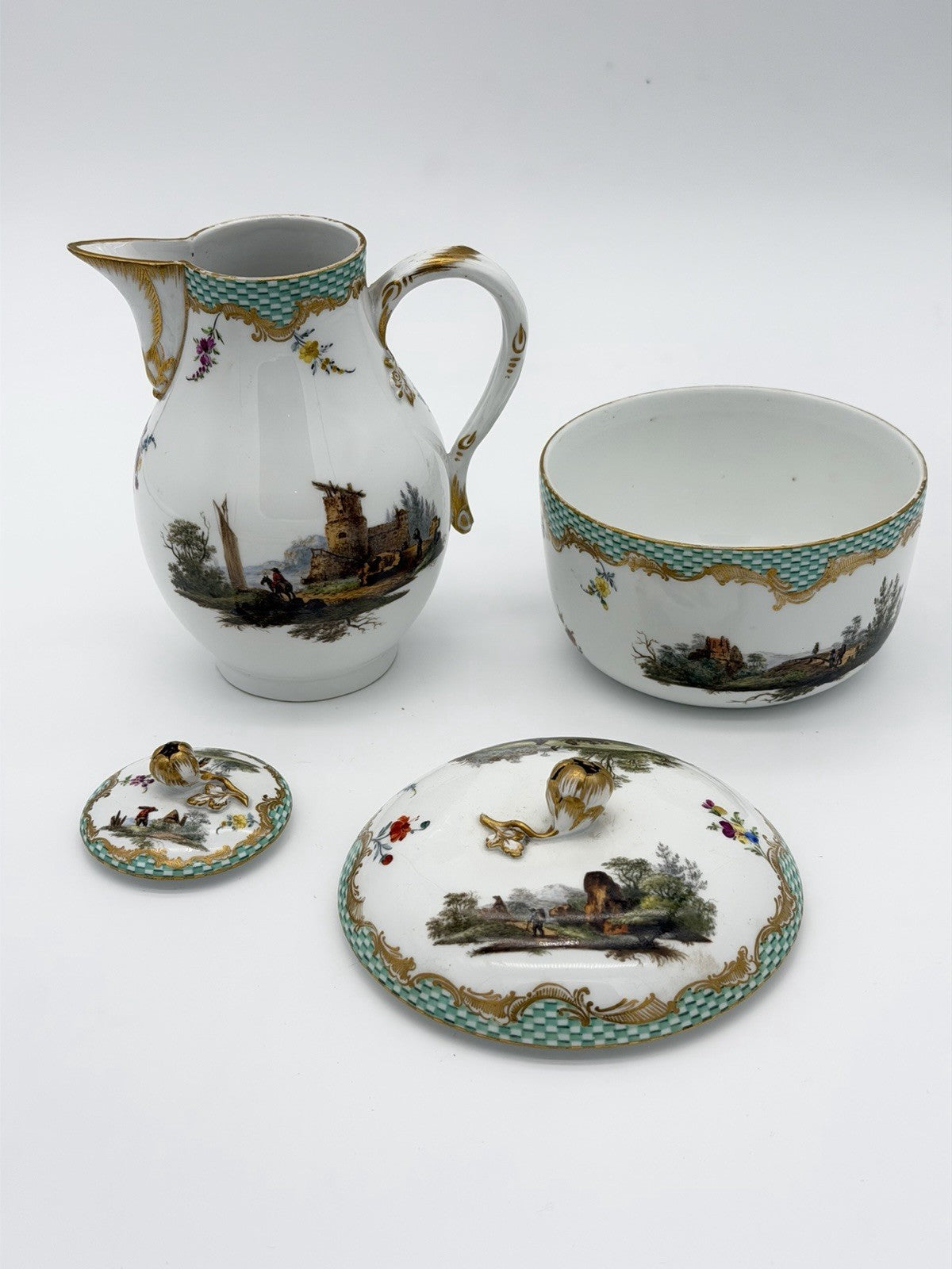 Rare Meissen C.1720 Porcelain Painted Country Scene Milk Jug & Sugar Bowl Antiqu