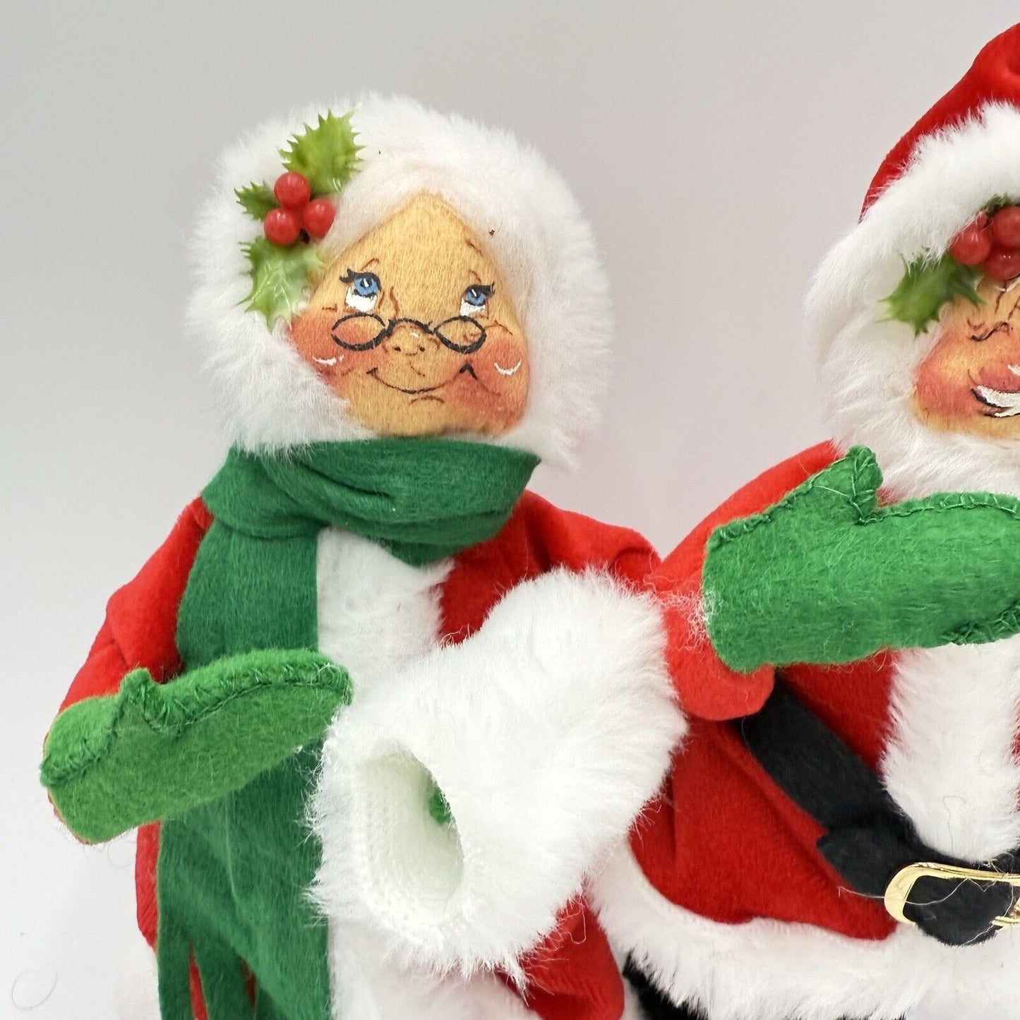 Annalee Vintage Dolls Mrs and Mr Claus Santa Plush Christmas 1963 Set 2 Pcs 9”