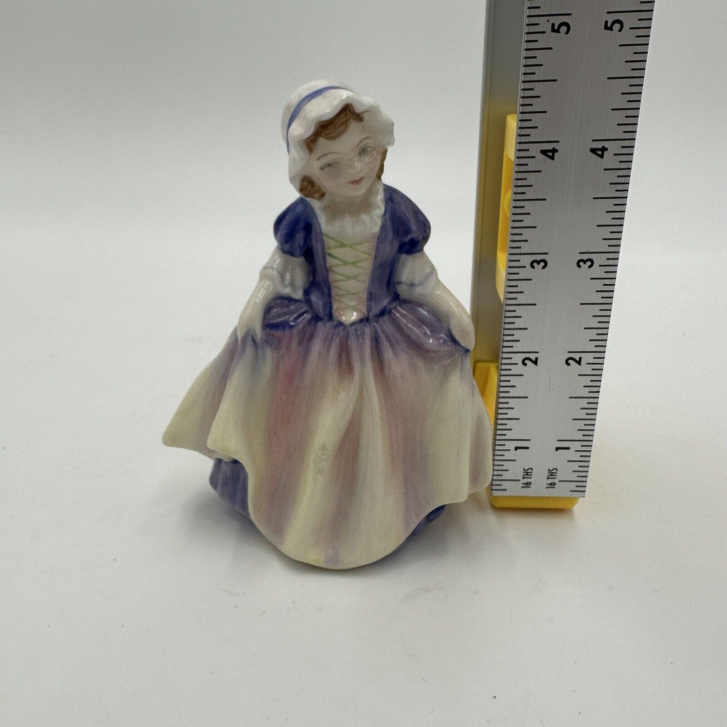 Royal Doulton Figurine Dinky Do Little Girl Pink Purple Dress White Hat HN1678